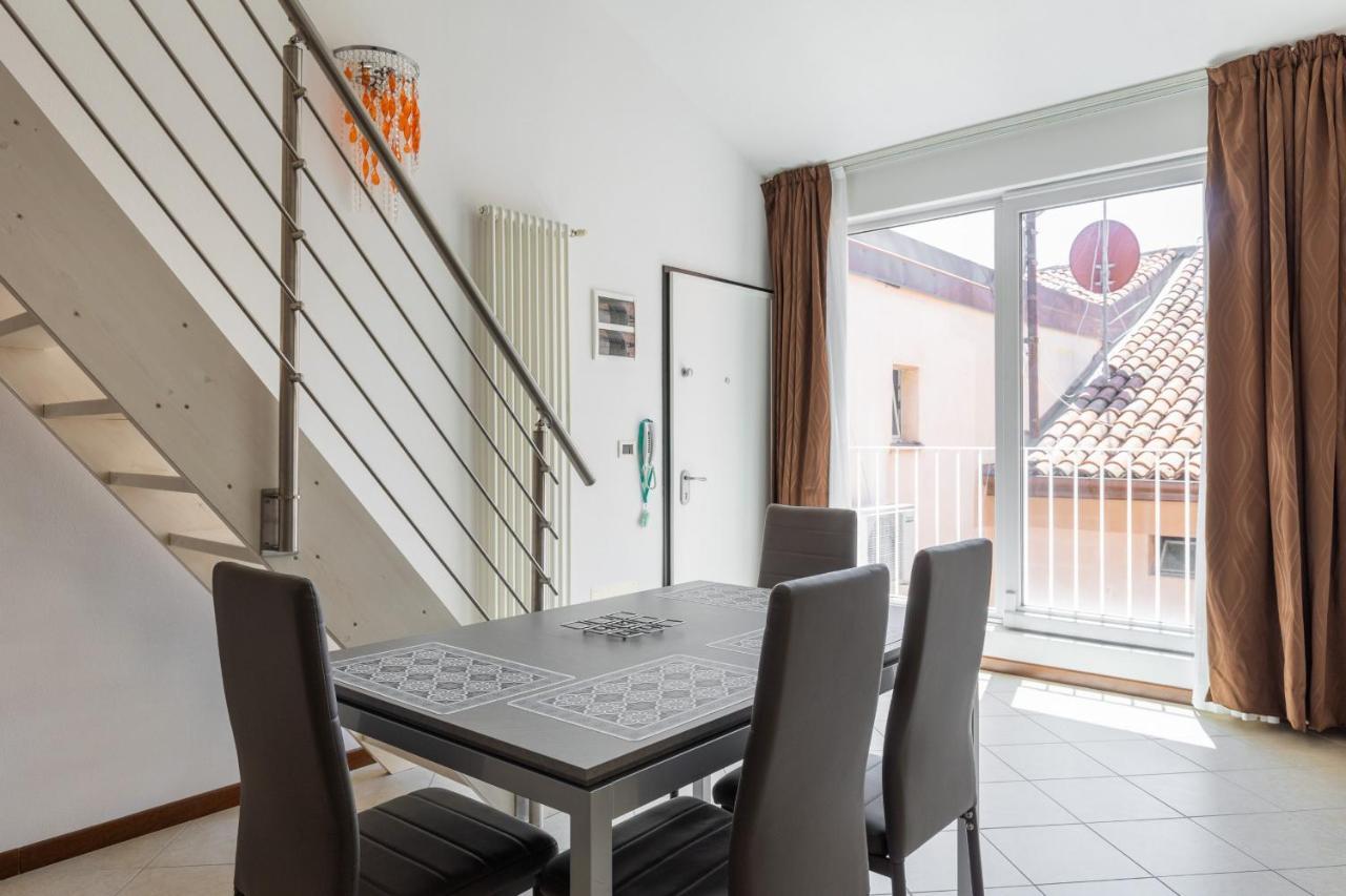 Cozy Mezzanine Apartment By Wonderful Italy بولونيا المظهر الخارجي الصورة